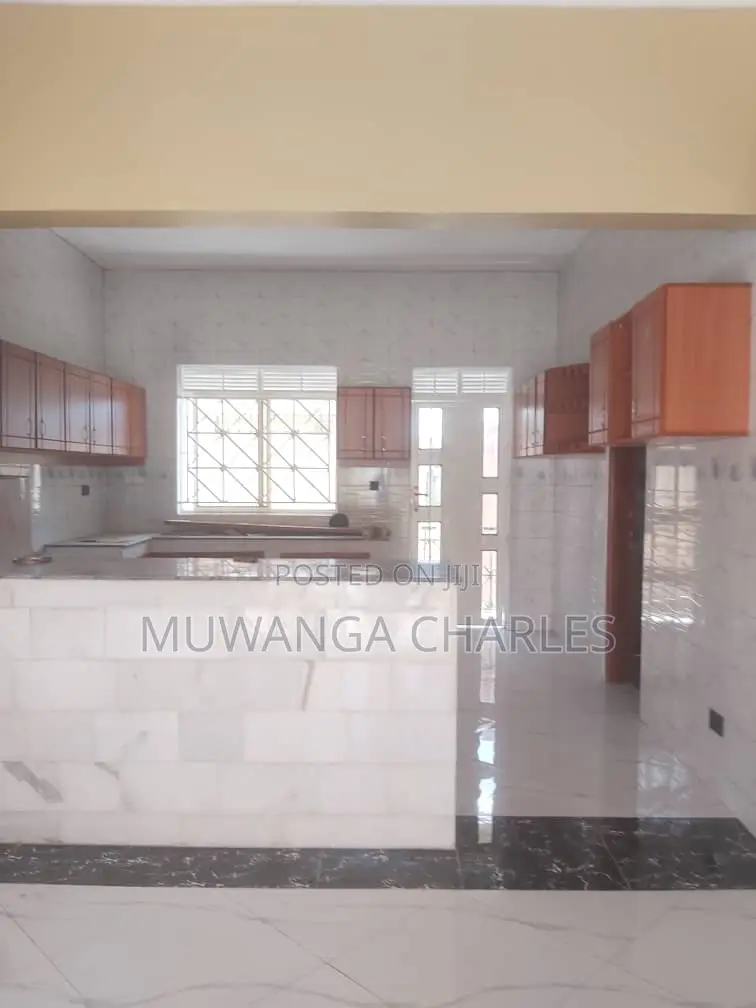 4bdrm Bungalow in Fs Properties Ltd, Division B for sale