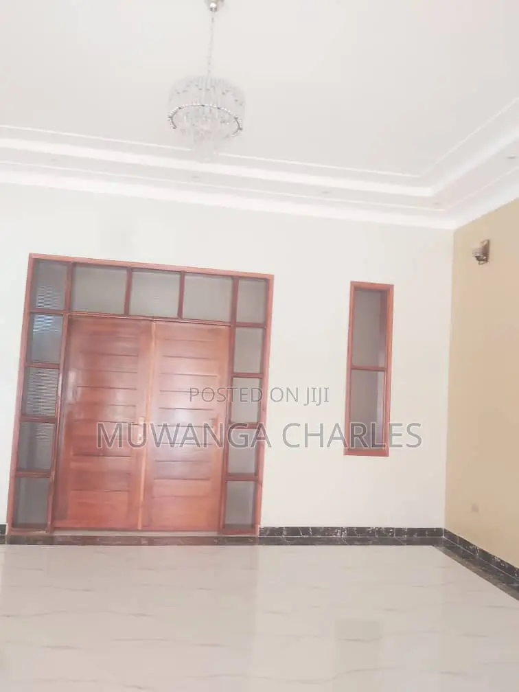 4bdrm Bungalow in Fs Properties Ltd, Division B for sale