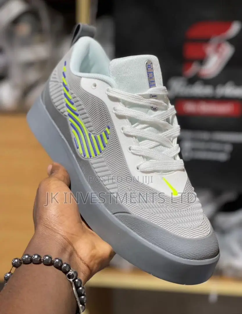 Nike Sneakers