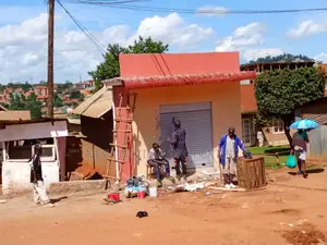 Verybusy One Commercial Single Shop Onforcedsale in Makindye