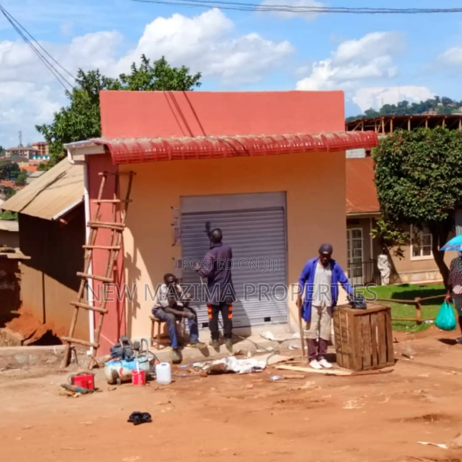 Verybusy One Commercial Single Shop Onforcedsale in Makindye