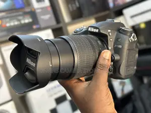 Nikon D7000