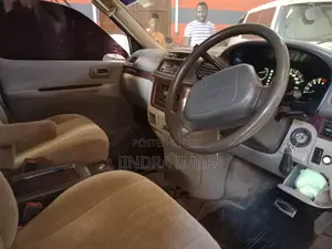Toyota Regius 1999 White