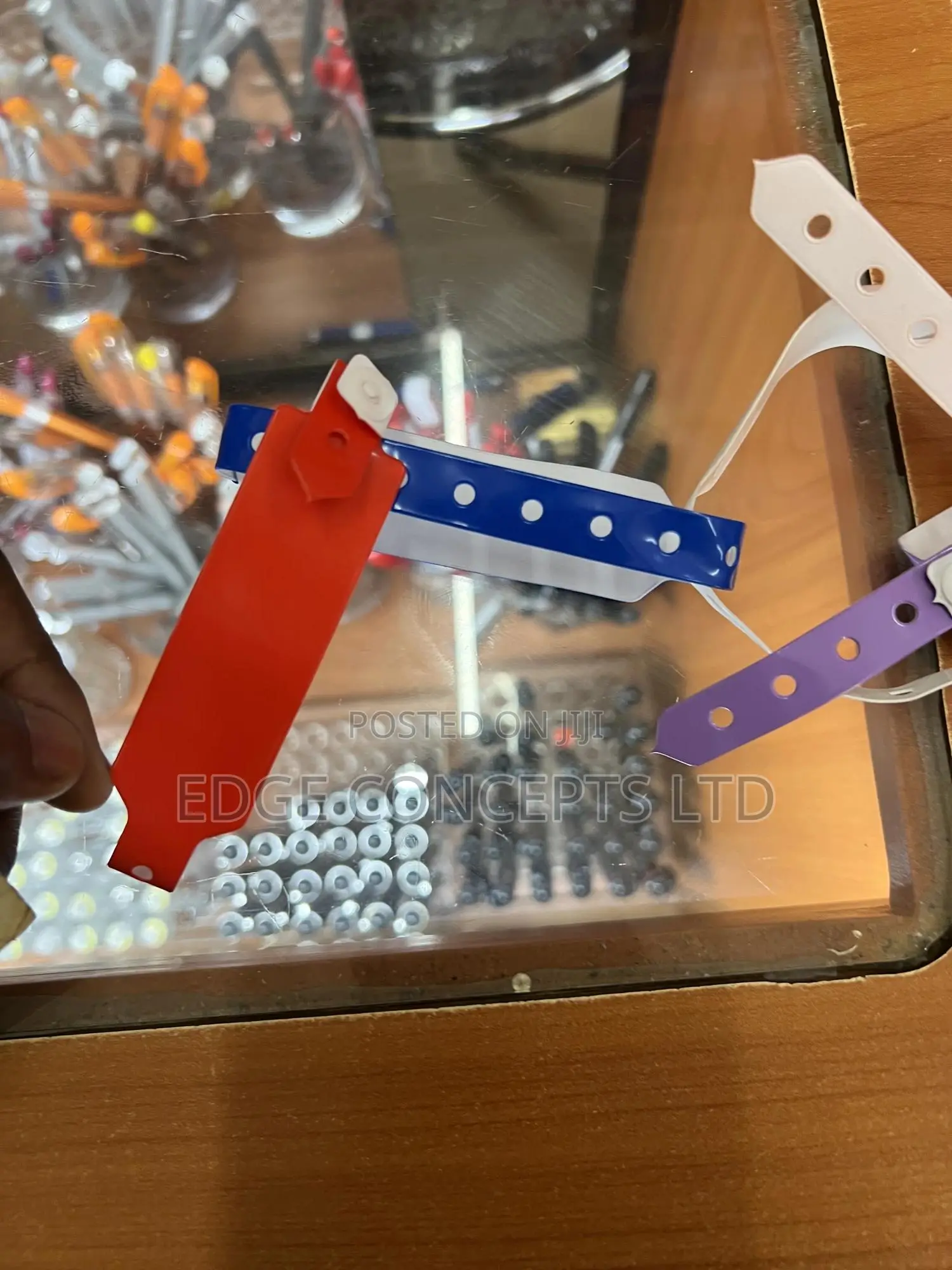 Plastic Wrist Bans
