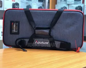 Aputure 300D II Led Video Light Daylight(V-Mount)