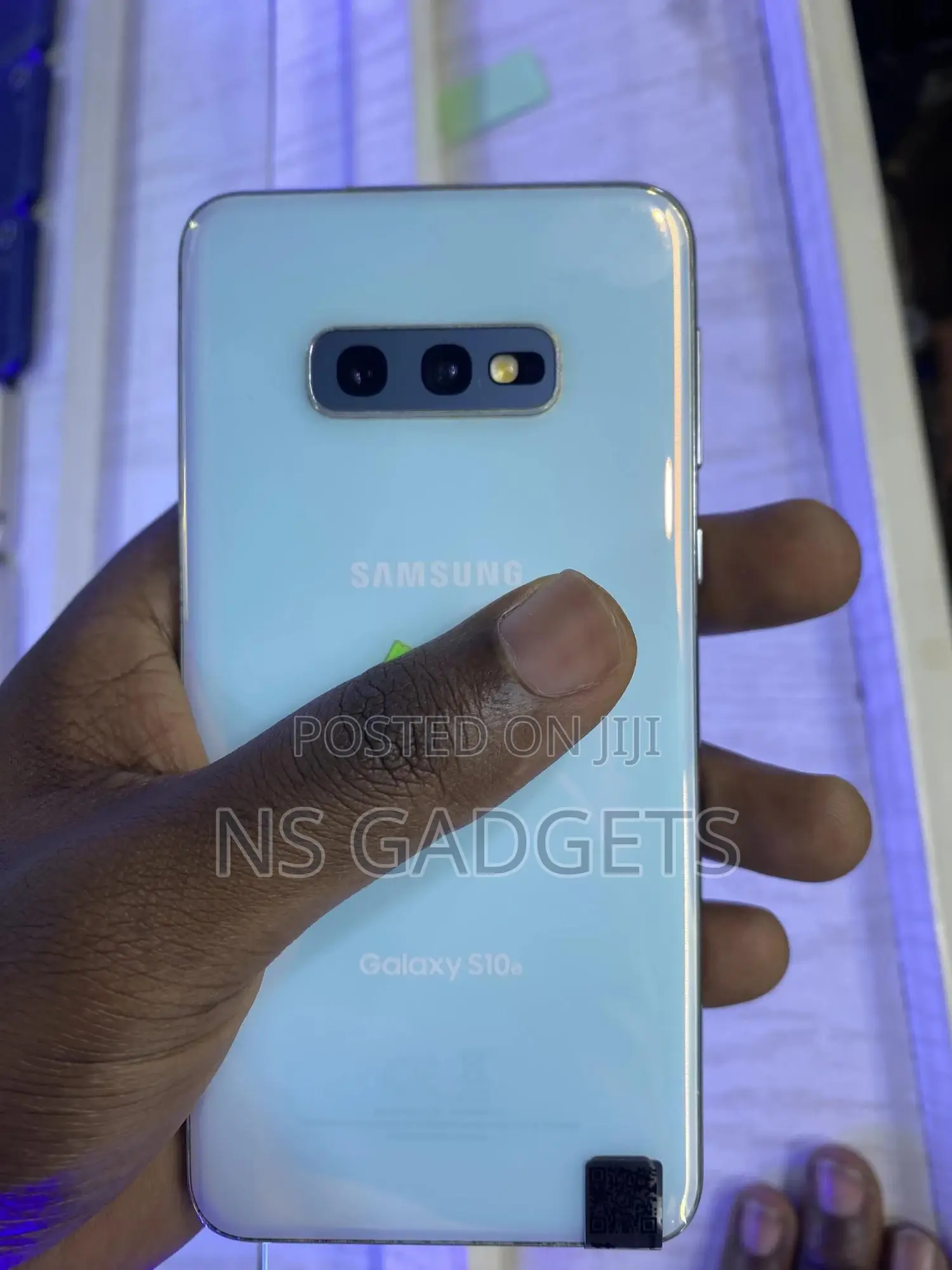 Samsung Galaxy S10e 128 GB Blue