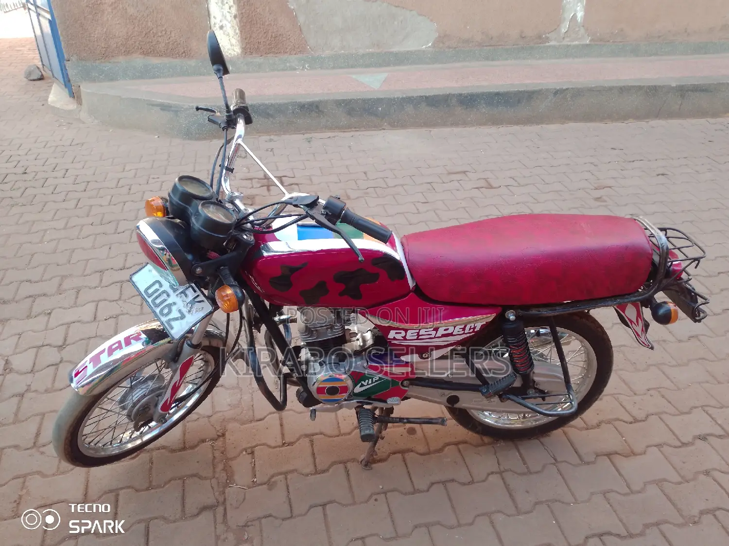 Bajaj Boxer 100 2023 Red