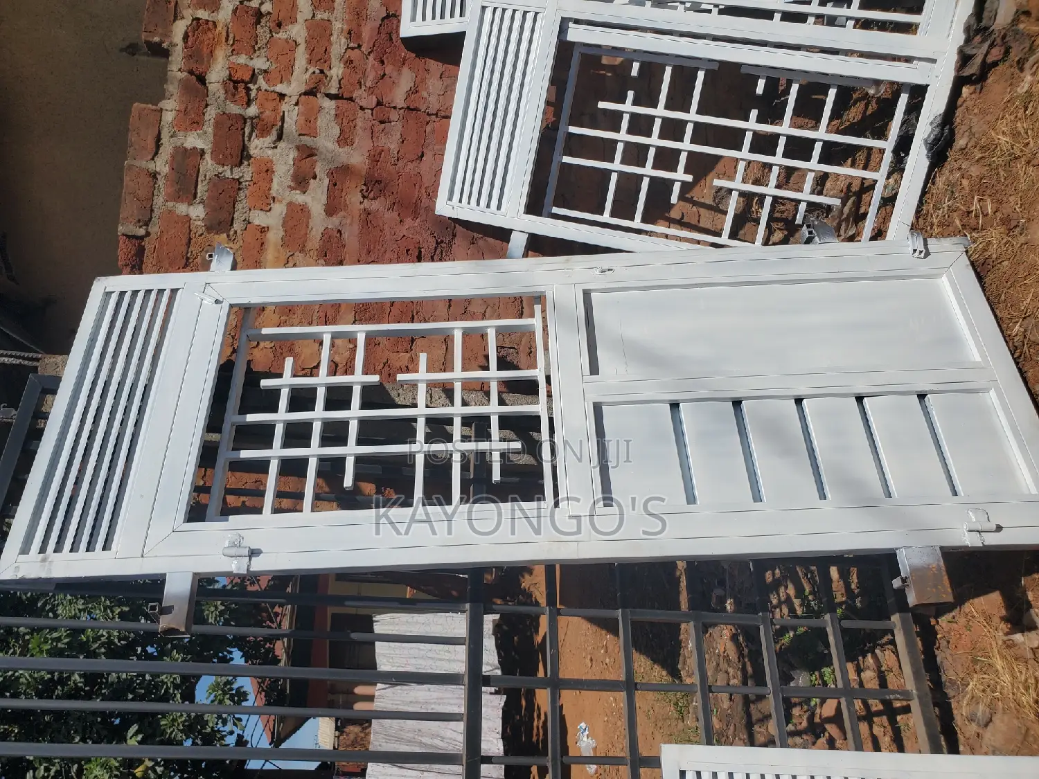Front Door Slides With Its Burglary Proof