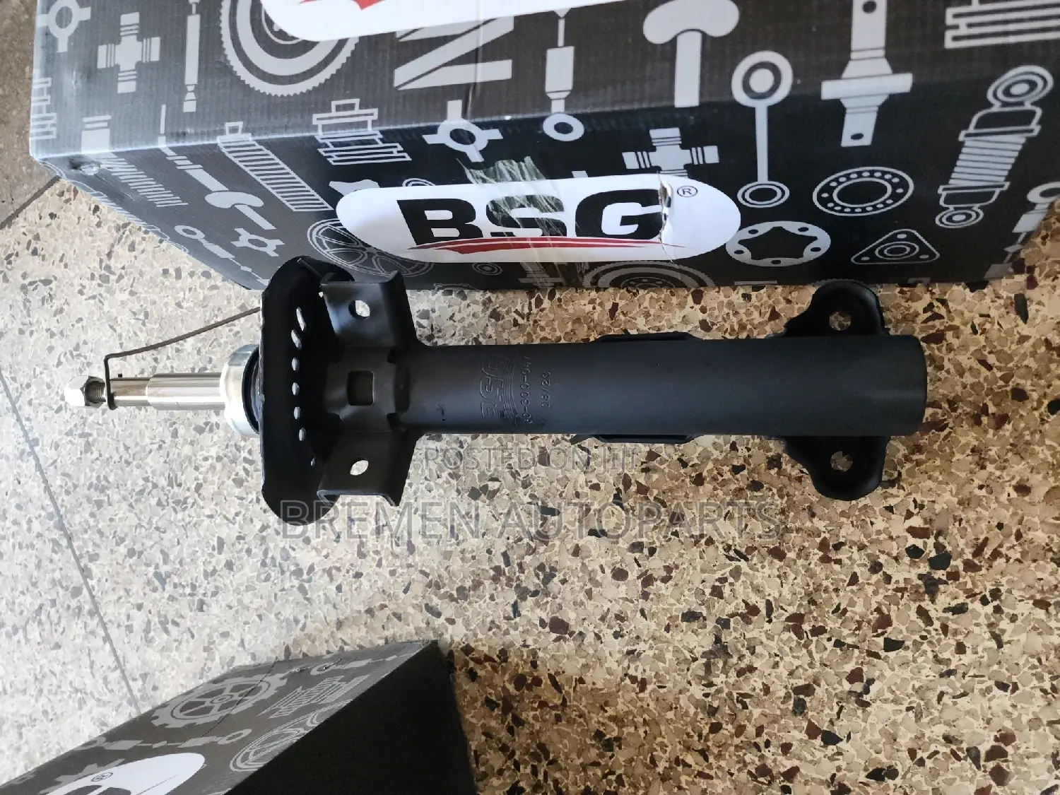 Front Shocks Mercedes W204