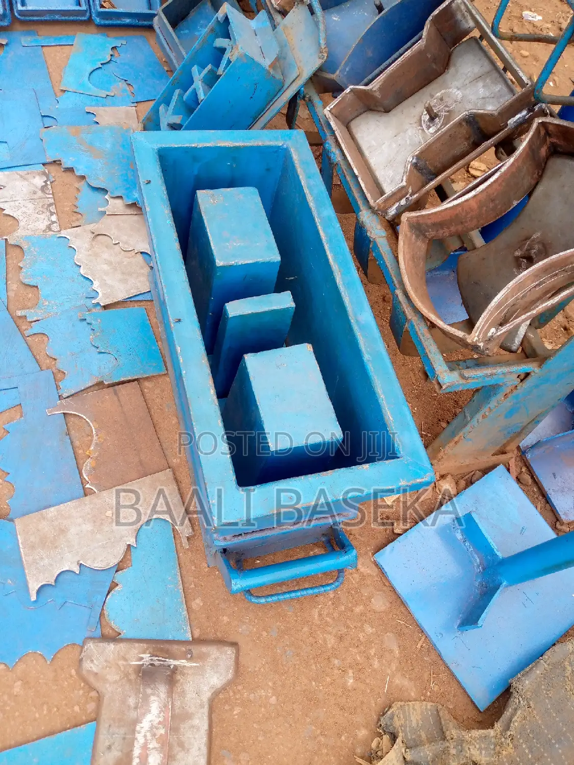 Block Moulds/99 Moulds/Strongly Fabricated