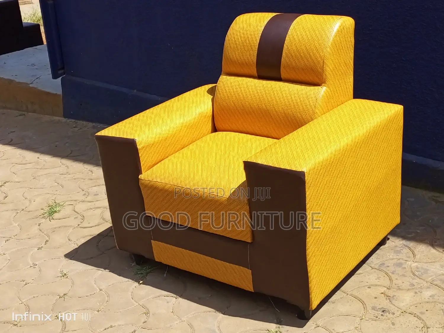 Adorable Single Seater Sofa