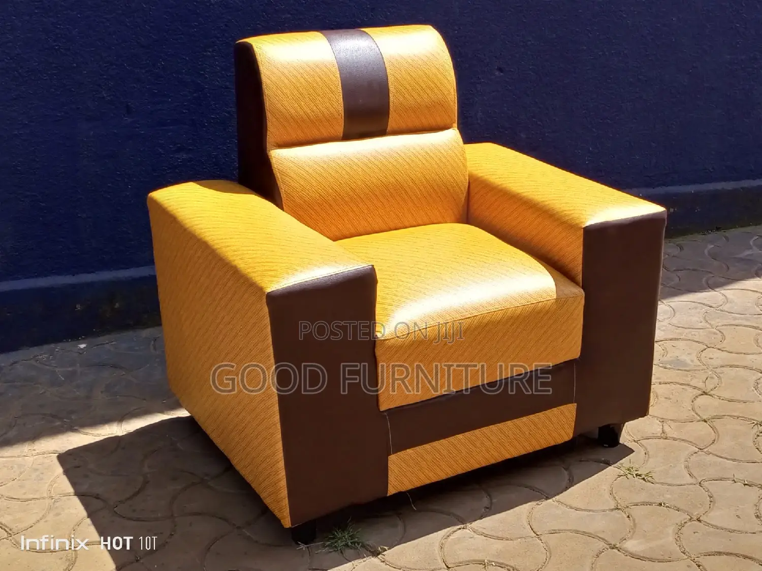 Adorable Single Seater Sofa