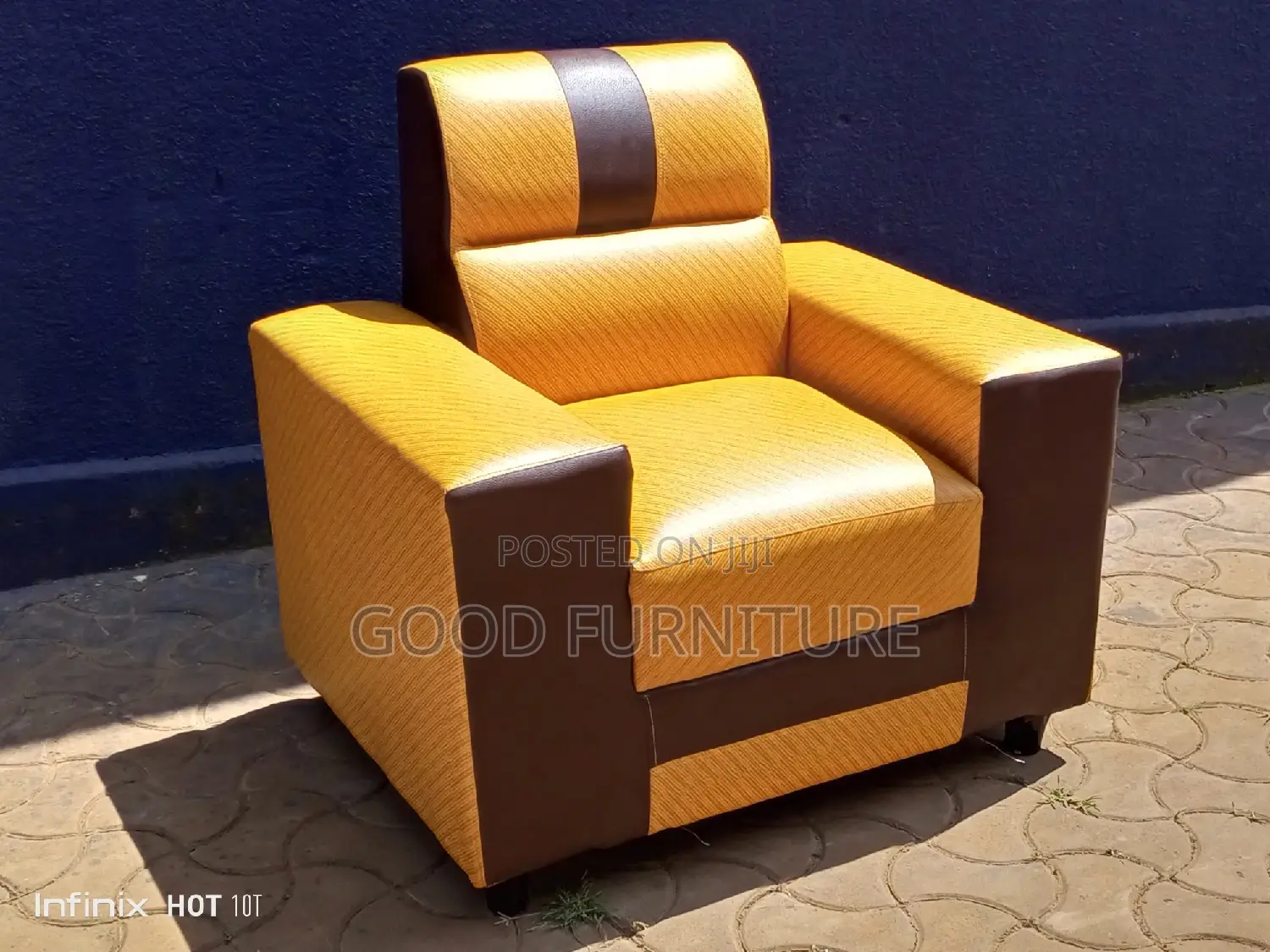 Adorable Single Seater Sofa