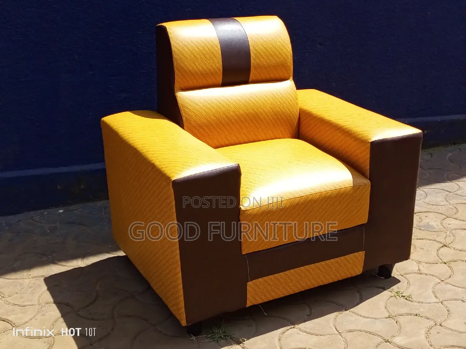 Adorable Single Seater Sofa