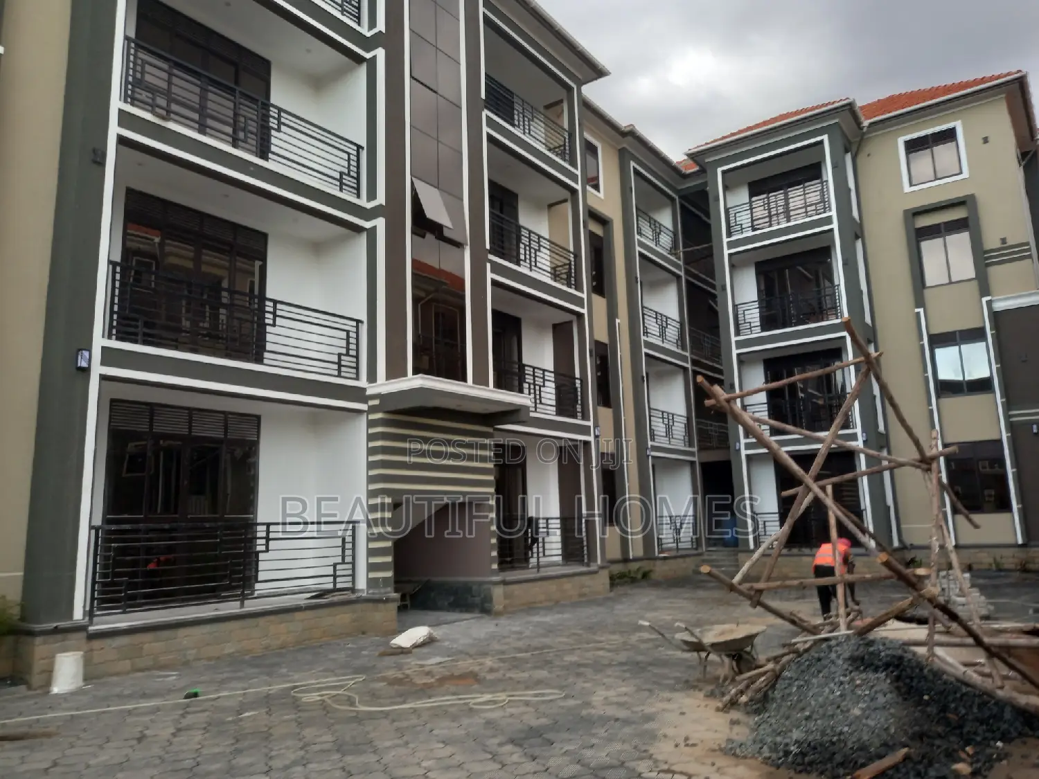 Furnished 2bdrm Block of Flats in Bukoto, Central Division for sale