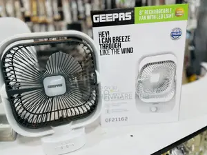 Rotating Geepas Table Fan