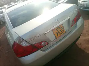 Nissan Fuga 2006 Silver
