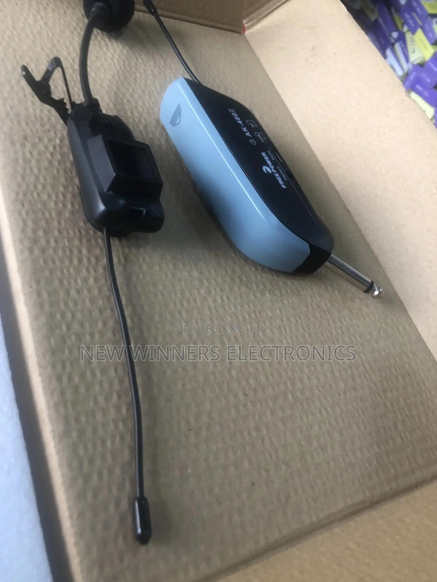 Ak 46 Wireless Colar Microphone