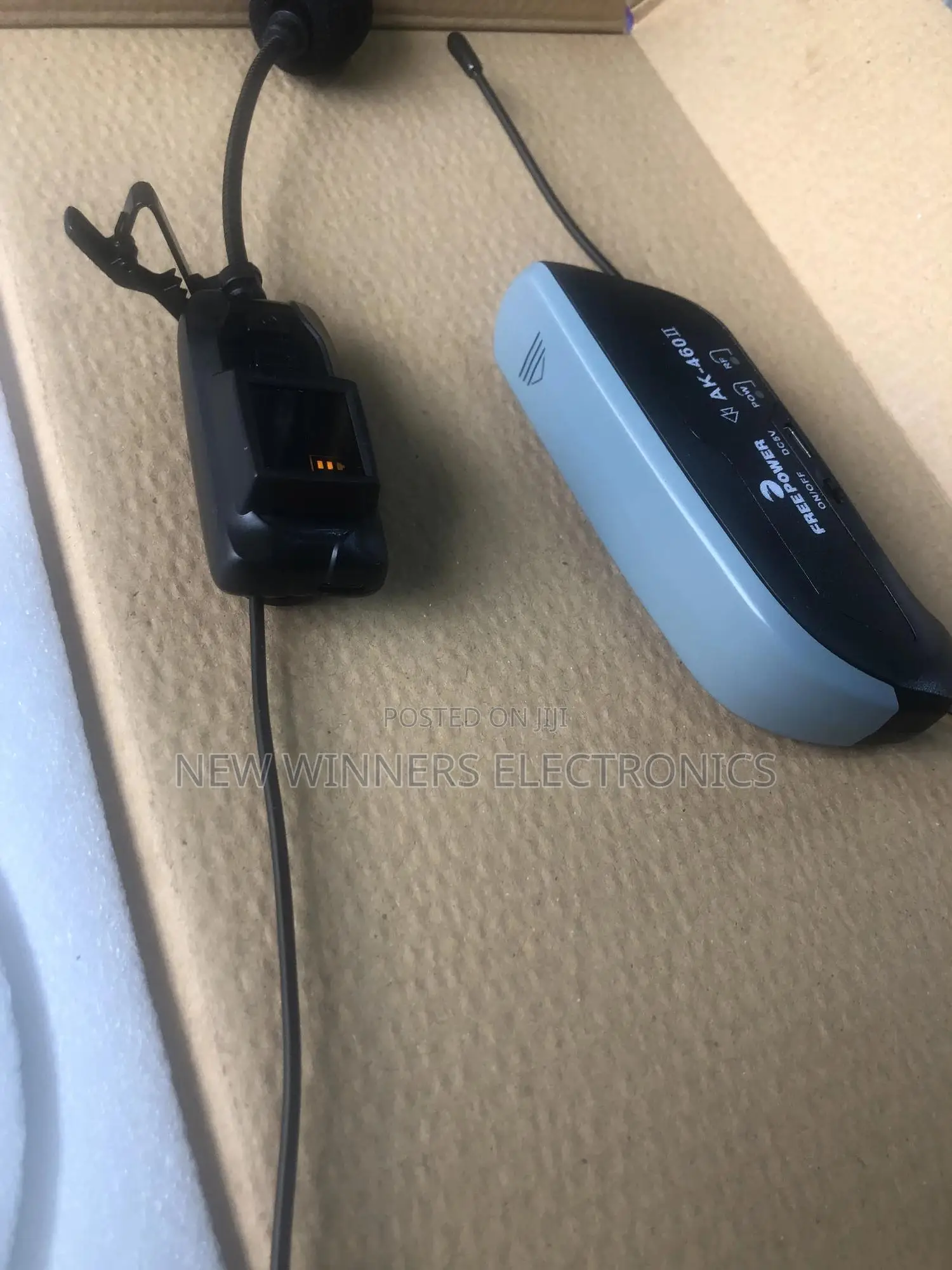 Ak 46 Wireless Colar Microphone