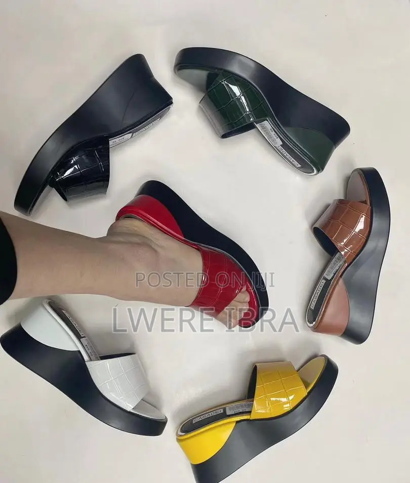 Classic Trending Simple Sheos