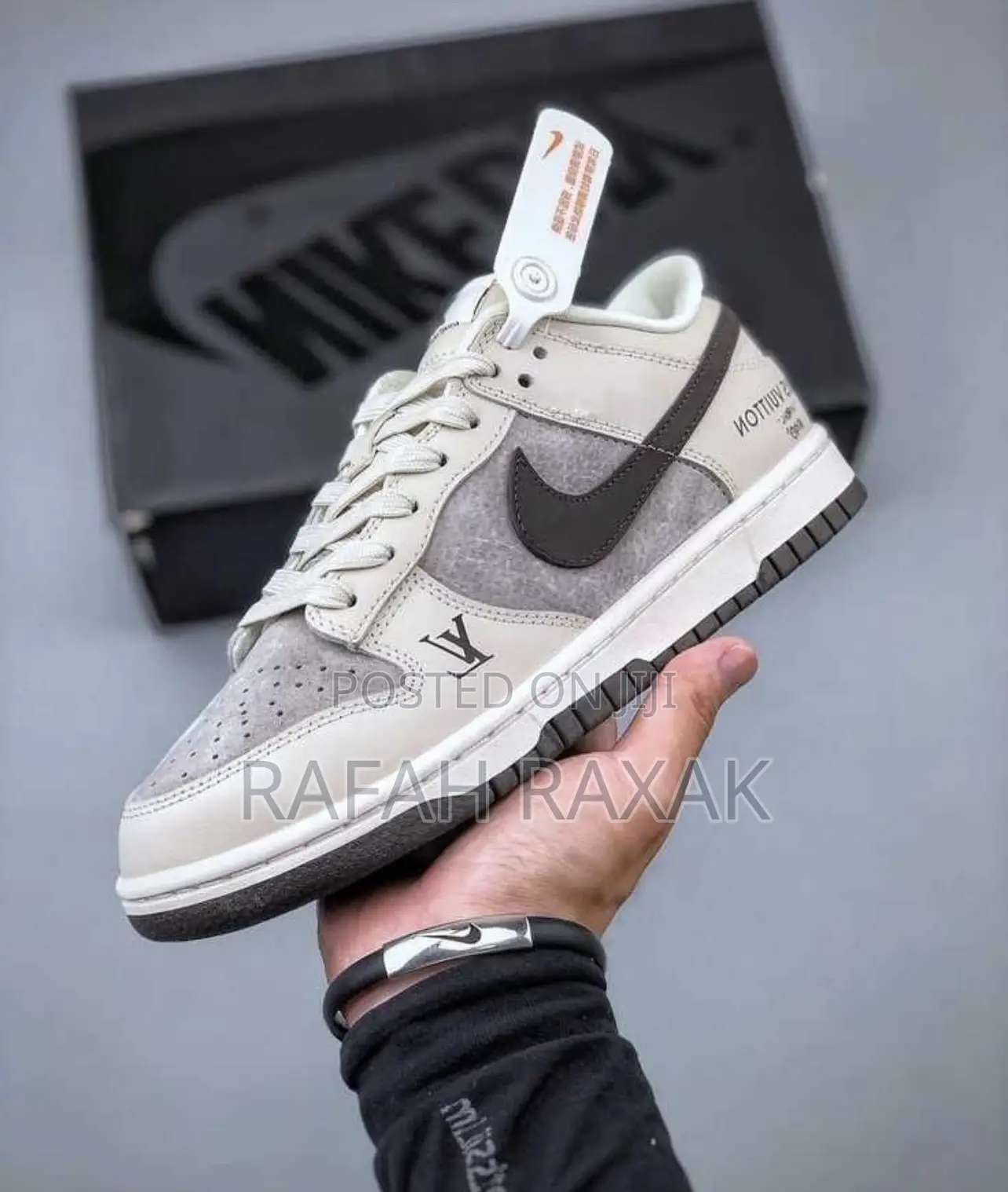 Original Nike Dunk Low “Louis Vuitton” Off-White Sneakers