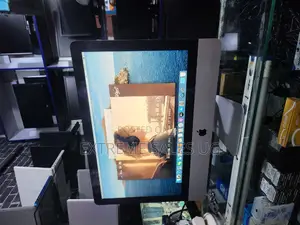 Desktop Computer Apple iMac 8GB Intel Core I5 HDD 1T