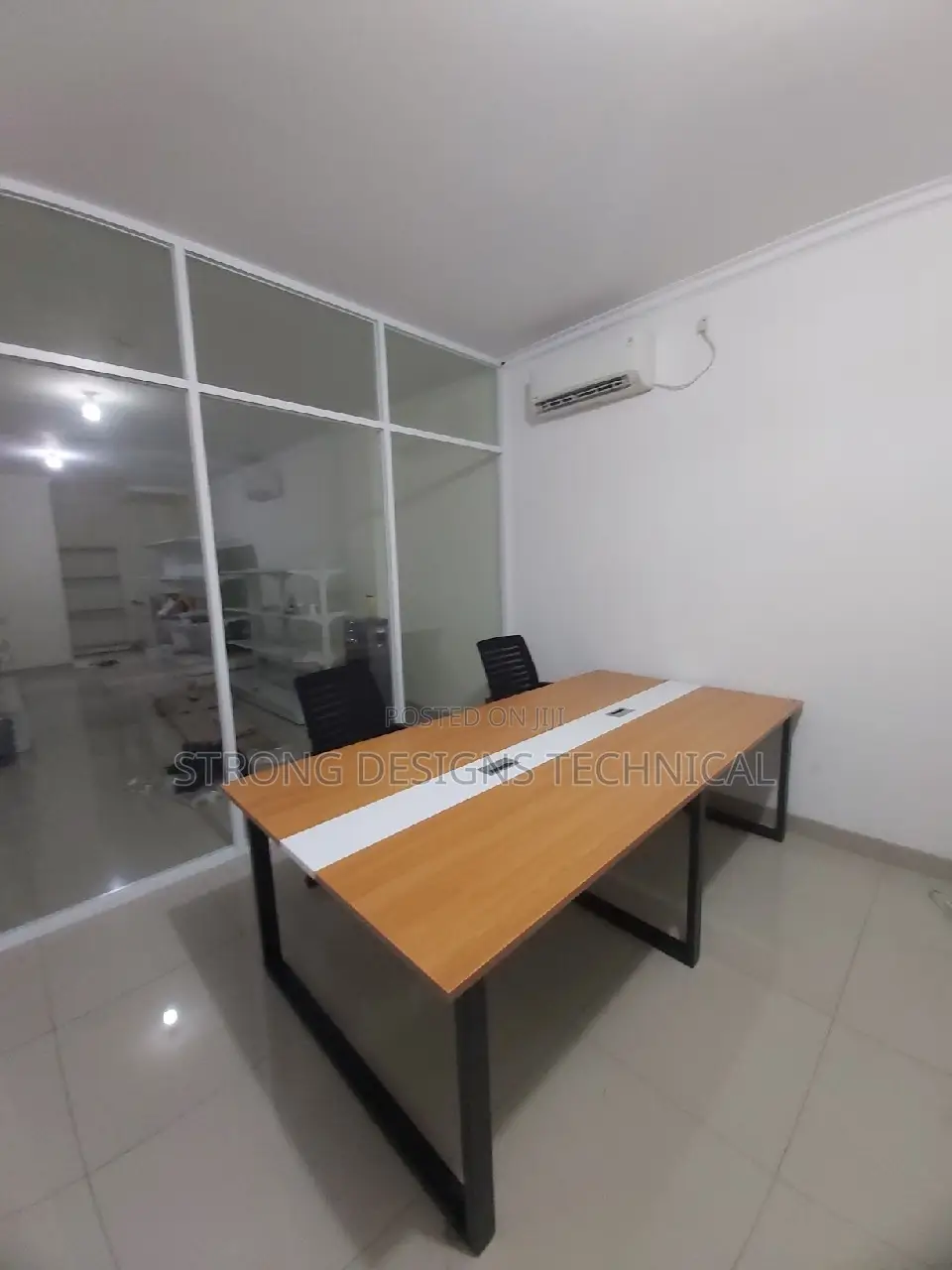 Conference/ Boardroom/ Meeting Table.