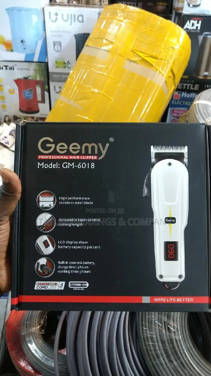 Geemy Rechargeable Cordless Shaving Machine - White
