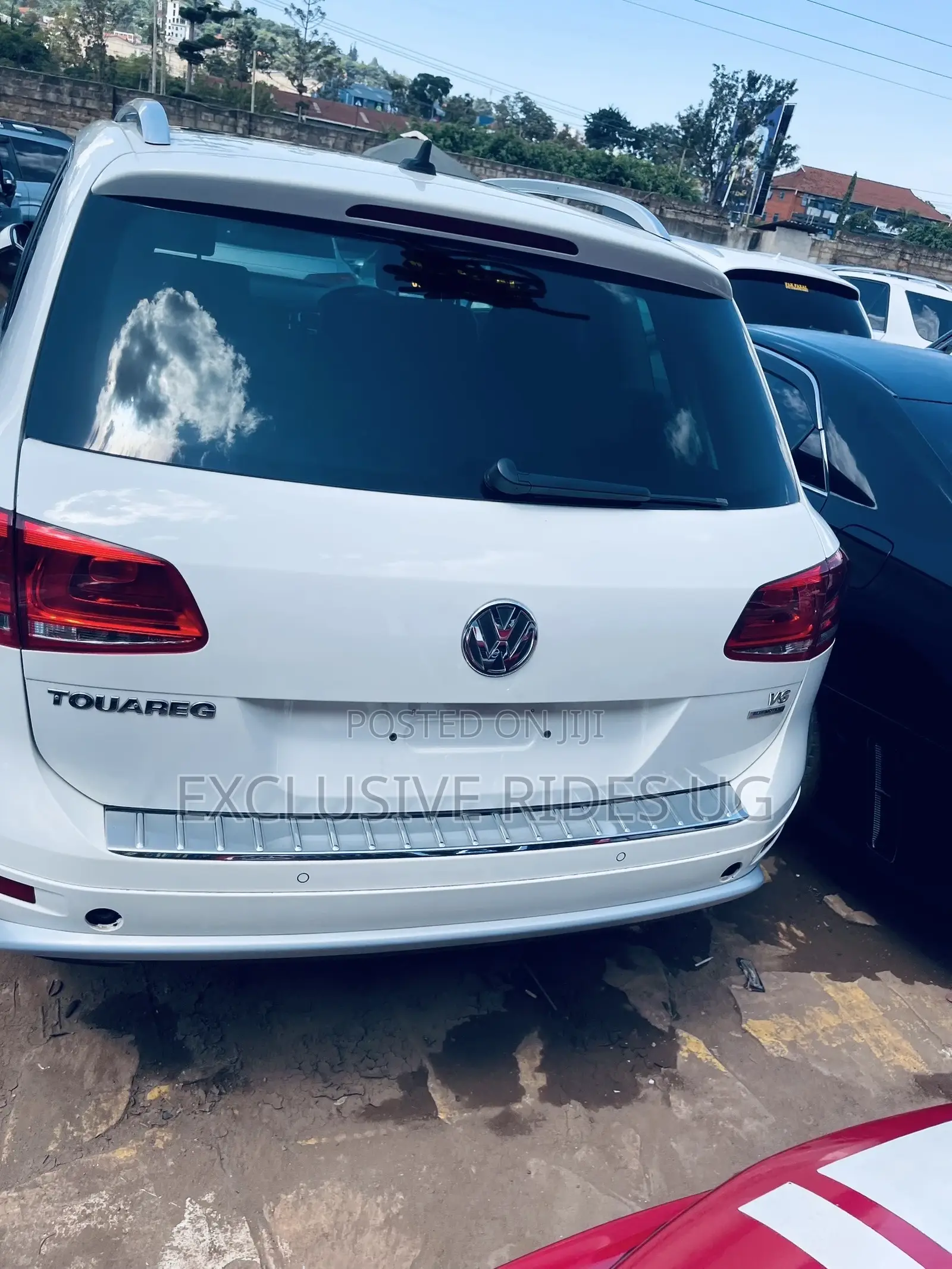Volkswagen Touareg 2012 White