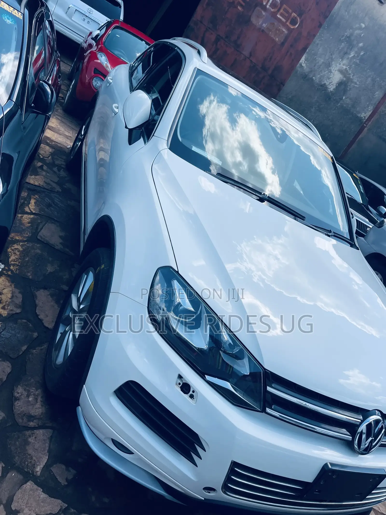 Volkswagen Touareg 2012 White