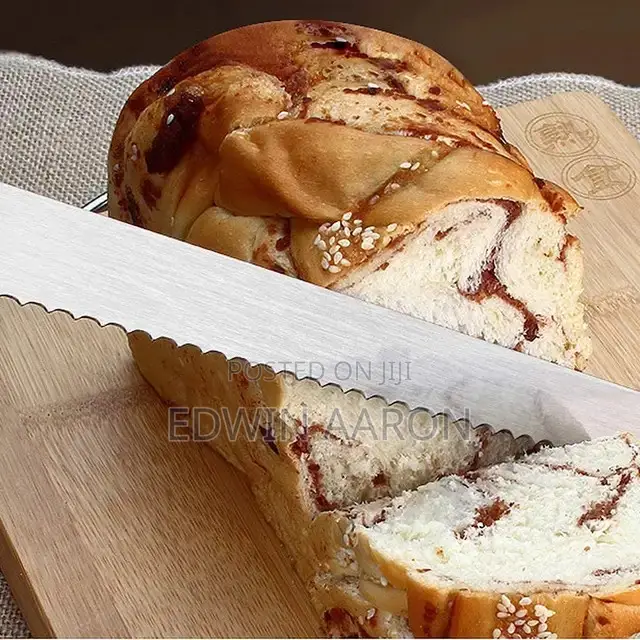 Cake / Bread Serated Knife