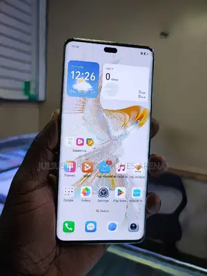 Photo - Honor 90 Pro 256 GB White