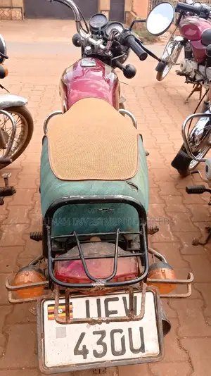 Bajaj Boxer 2023 Red