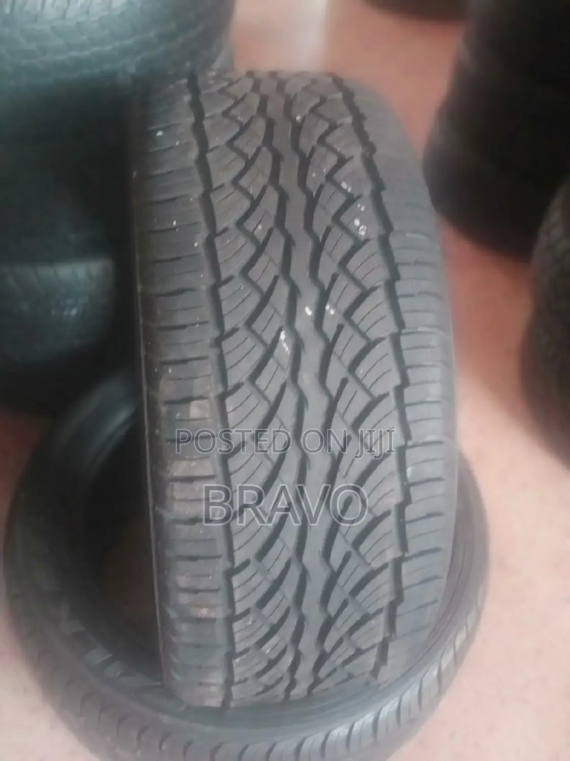 305/45r22 NEXEN Good Condition.