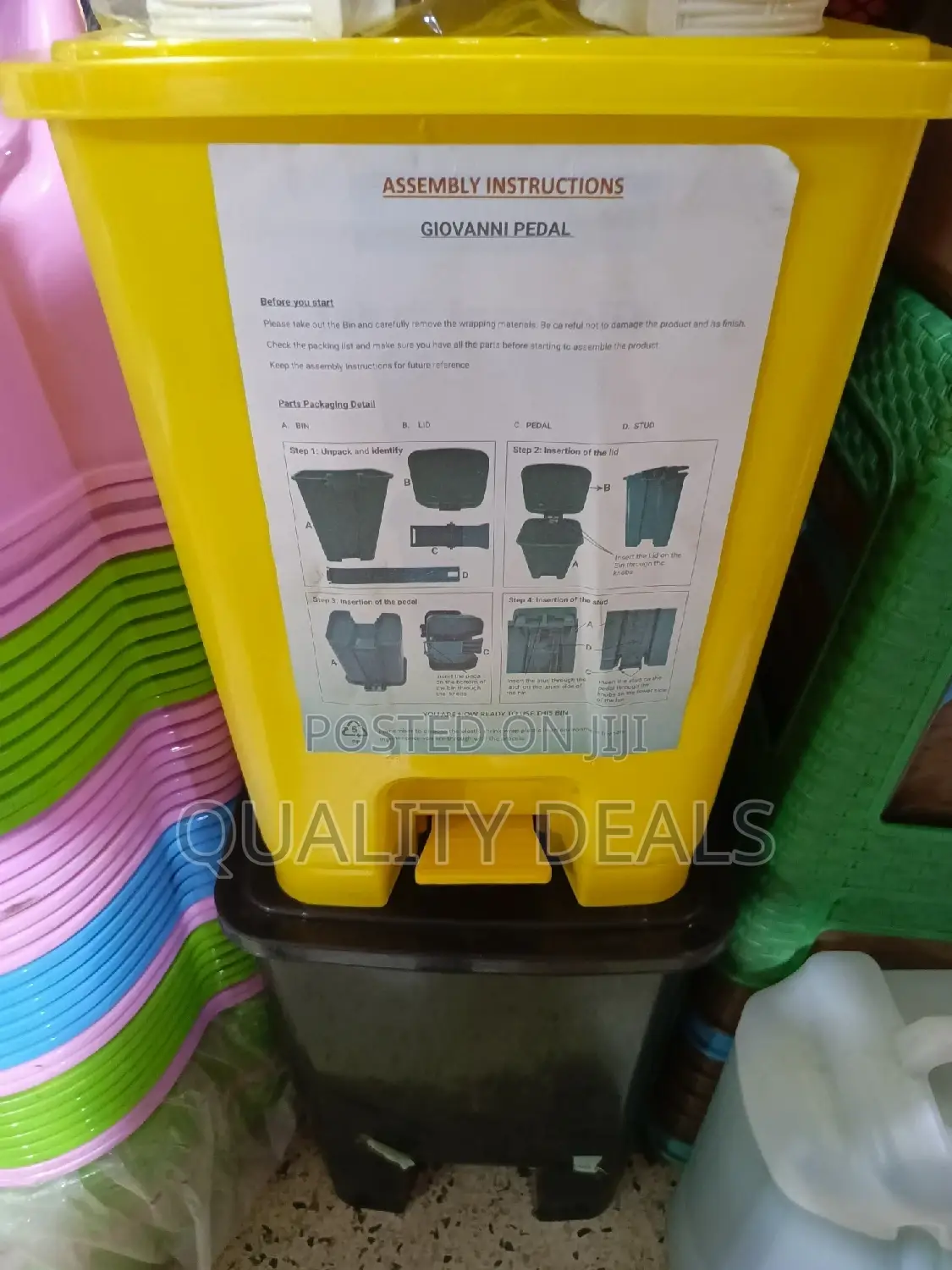 20L Plastic Trash Can