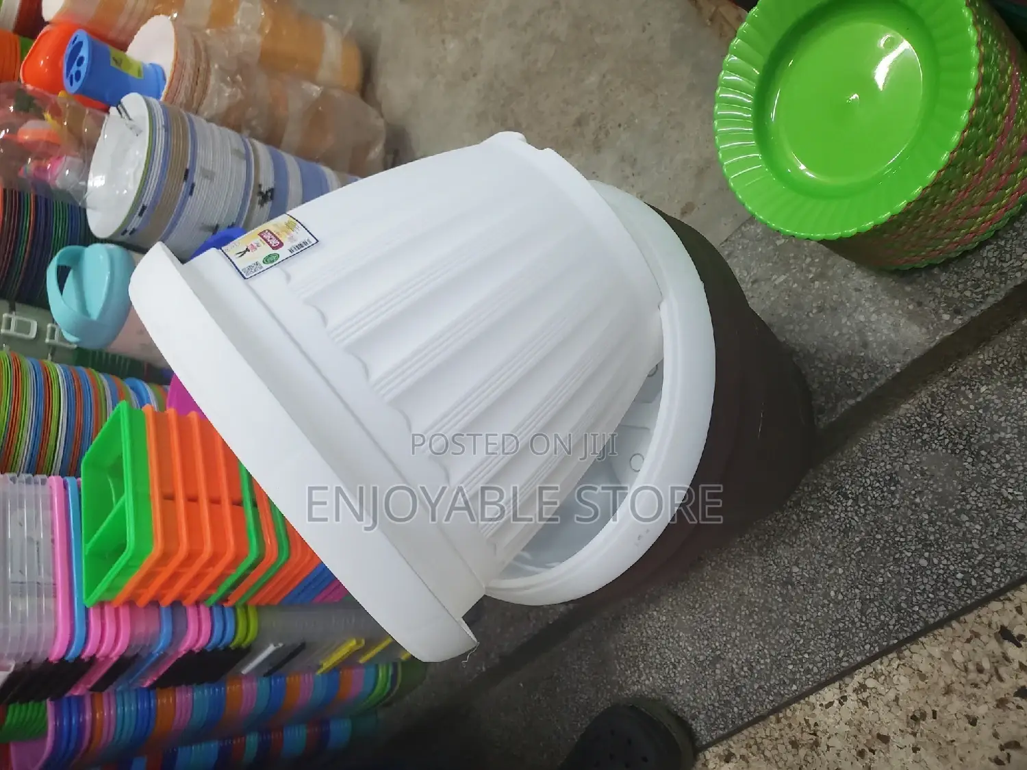 Plastic Flower Pots Plastic Flower Pots