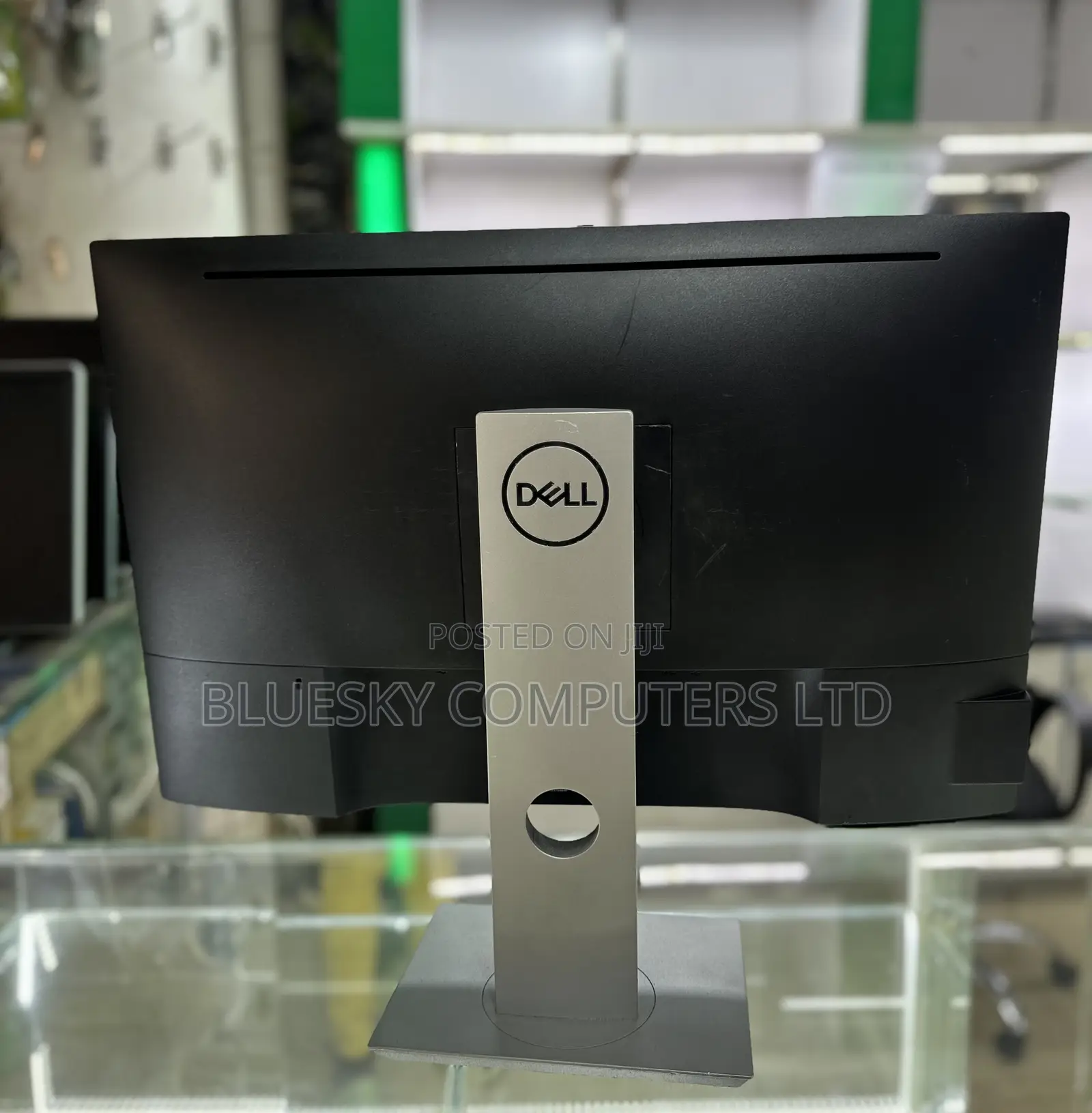 Dell 24.5 Inches Smart,Webcam, Monitor