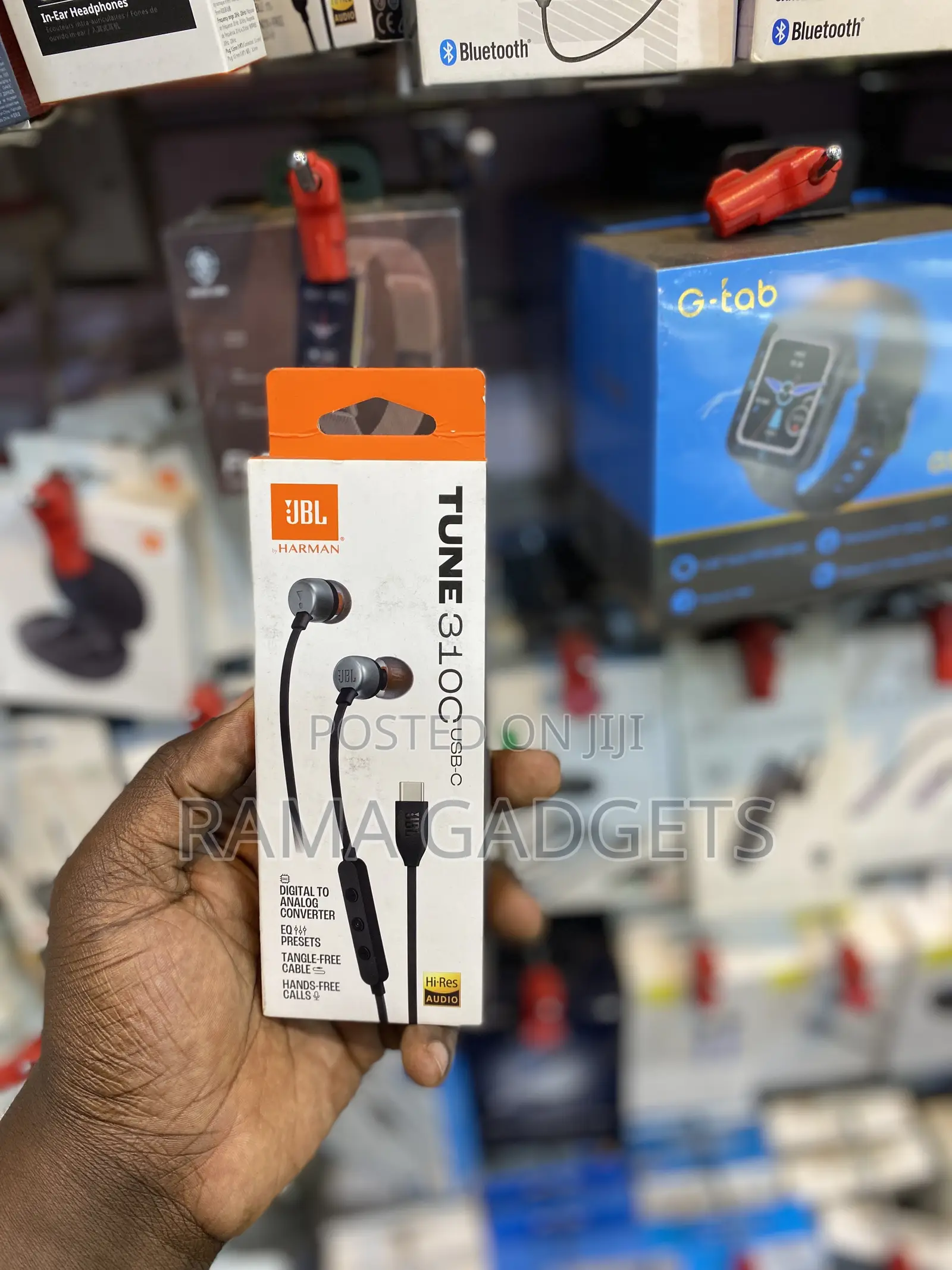 JBL Tune 310C - Wired Hi-Res in-Ear Headphones,