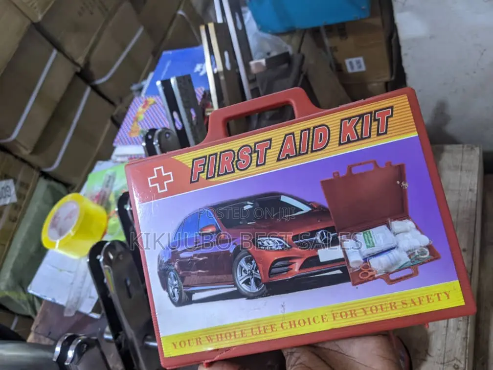 First Aid Kit ( 5 )