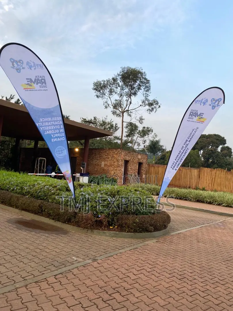 Teardrop Banners 4 Meters