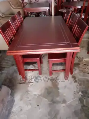 Dinning Table in Mahogany Color