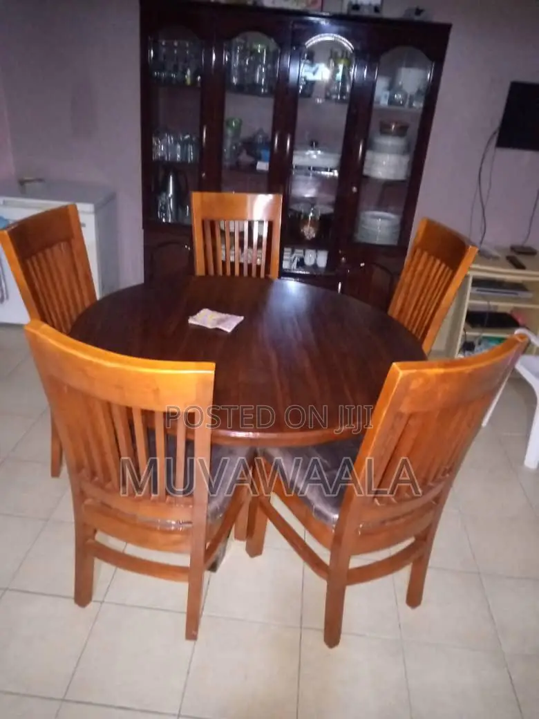 Dinning Table