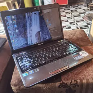Photo - Laptop Toshiba Satellite L600 4GB Intel Core I5 HDD 500GB