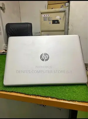 Laptop HP 250 G6 8GB Intel Core I5 HDD+SSD 1T
