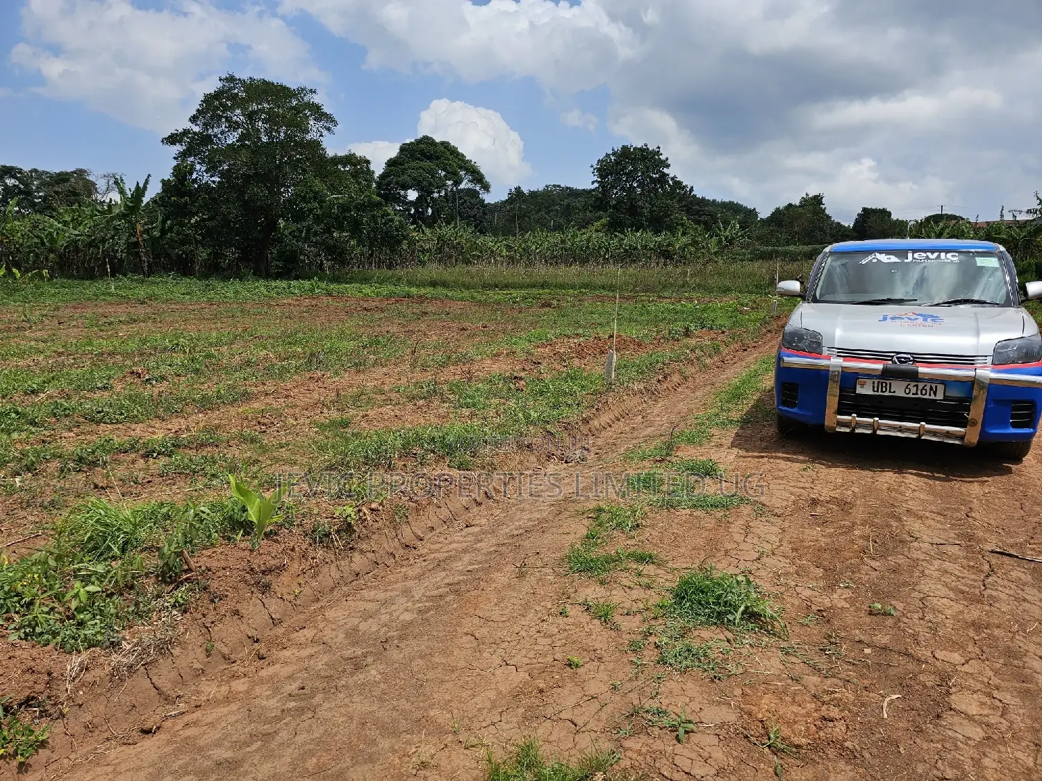 Looking for Land -Wakiso Namusera Titled Plots Are Fiting Yoir Dream