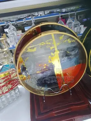 Executive Round Glass Trays