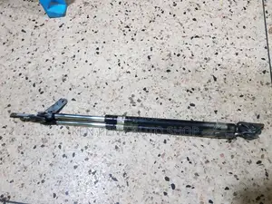 Boot Shock Absorbers for Toyota Nadia