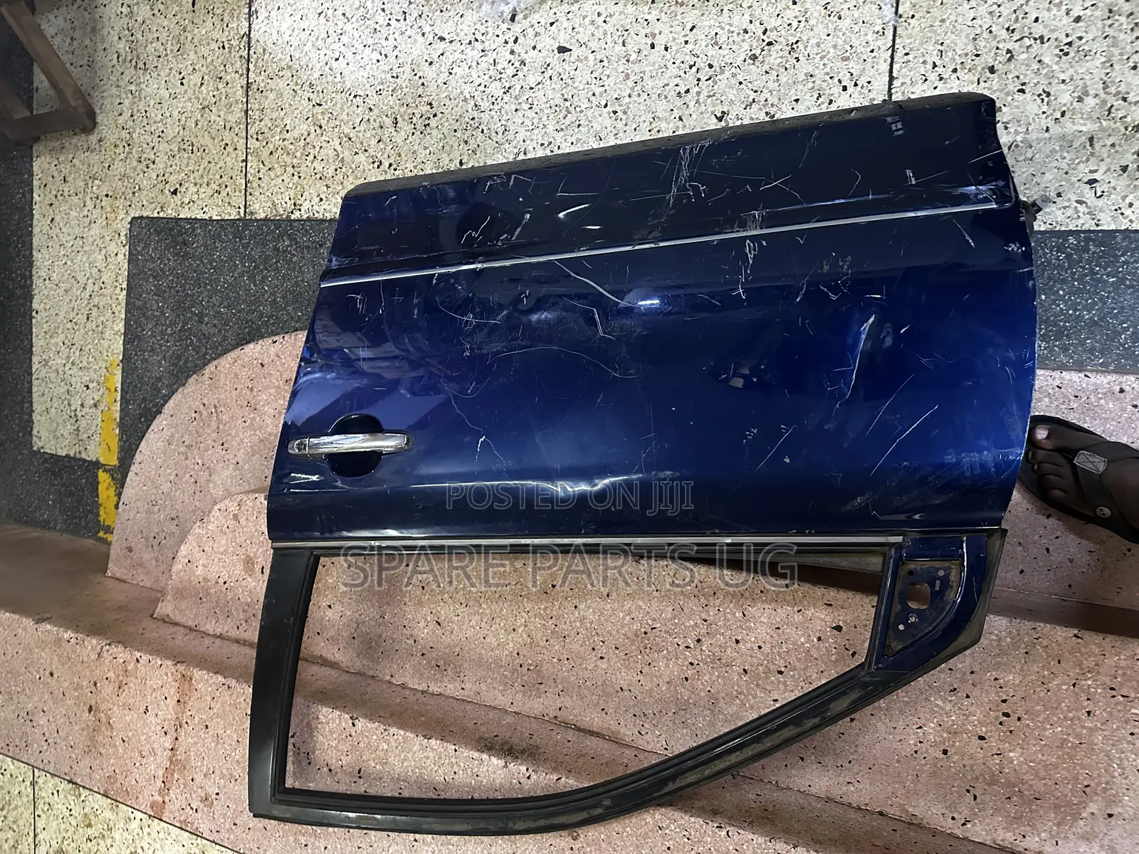 Premio 2002 - 2007 Front Door