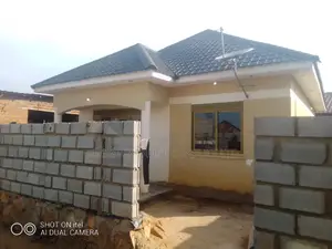 3bdrm House in Bukasa, Kira for sale