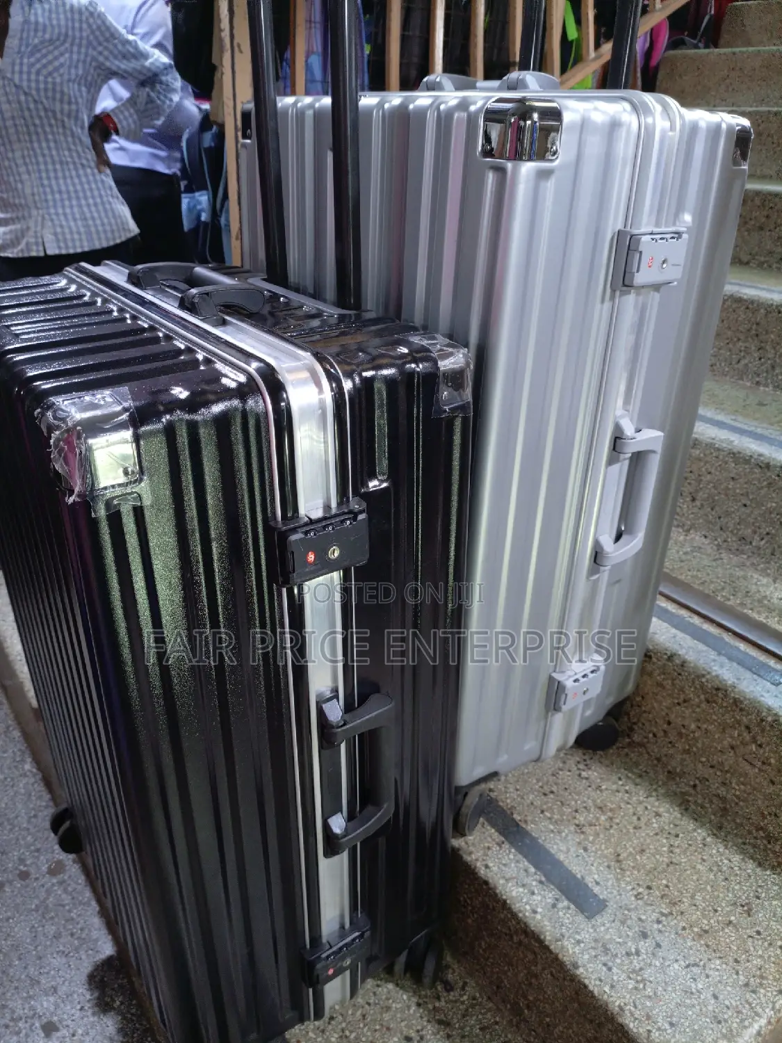 Original Plastic Suitcases in Medium Size